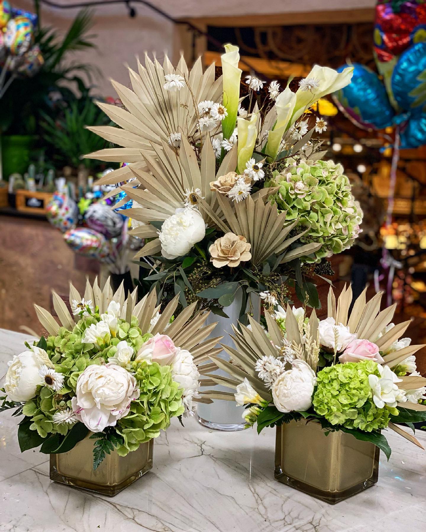Dried Palm & Hydrangea Arrangement Set
